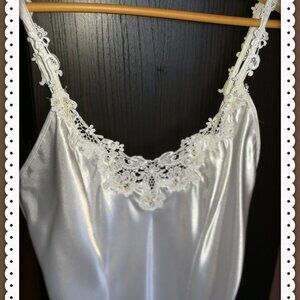 California Dynasty Off White Satin Beaded Lace Slip Bridal Gown Women's M